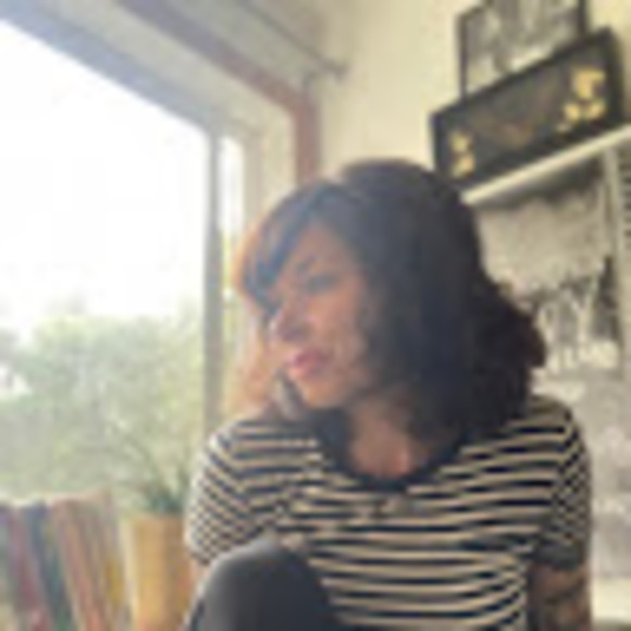 Meet your Posher, Brianna - Picture 1 of 1